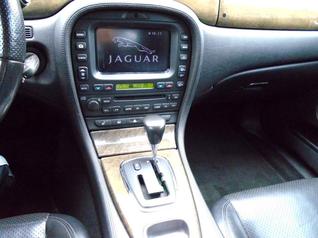 Jaguar S-Type, 2004 - pohled č. 13