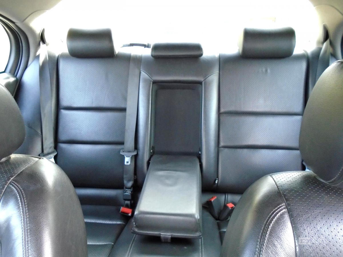 Jaguar S-Type, 2004 - pohled č. 15