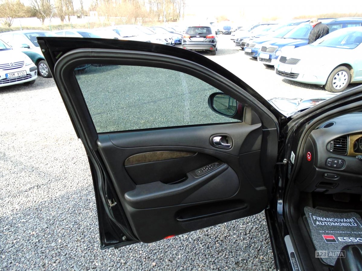 Jaguar S-Type, 2004 - pohled č. 7