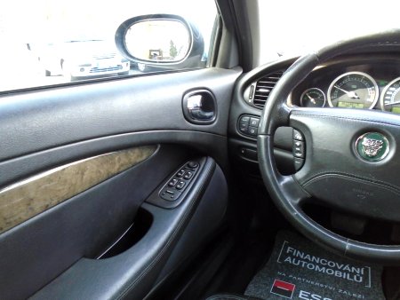 Jaguar S-Type, 2004 - pohled č. 8