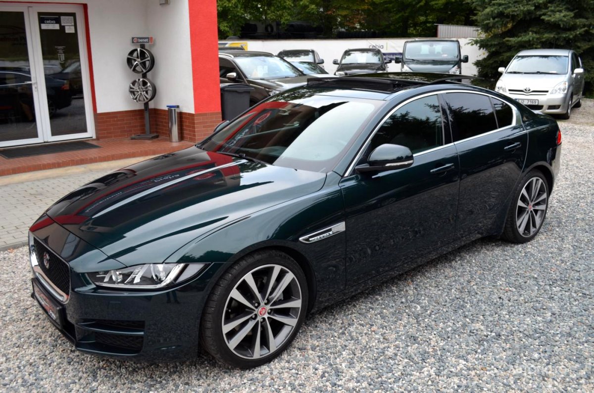 Jaguar XE, 2016 - celkový pohled