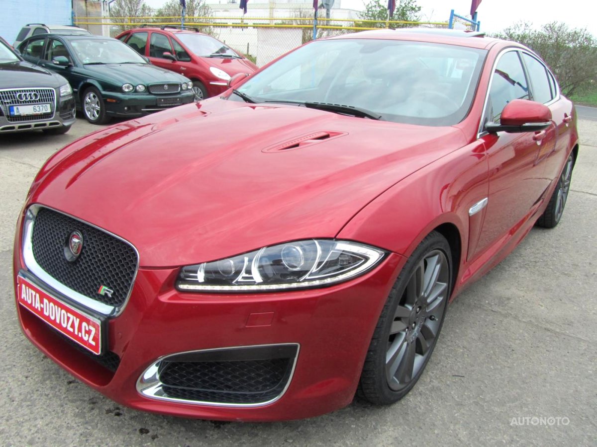 Jaguar XF, 2012 - celkový pohled