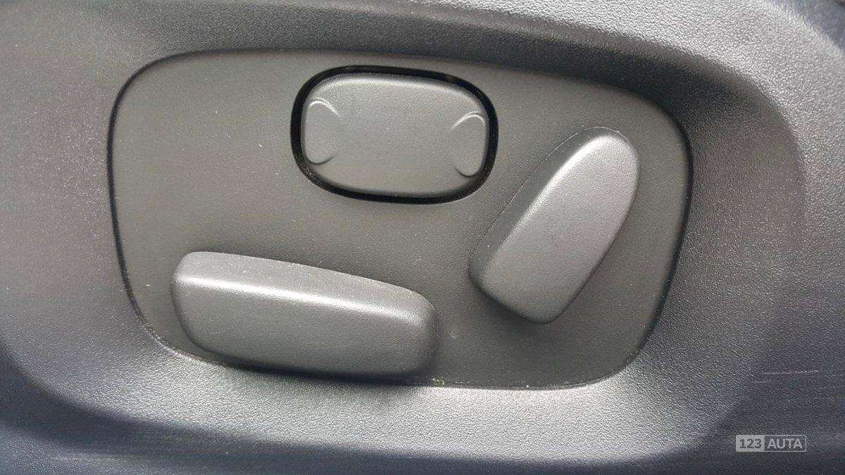 Jaguar XF, 2012 - pohled č. 12