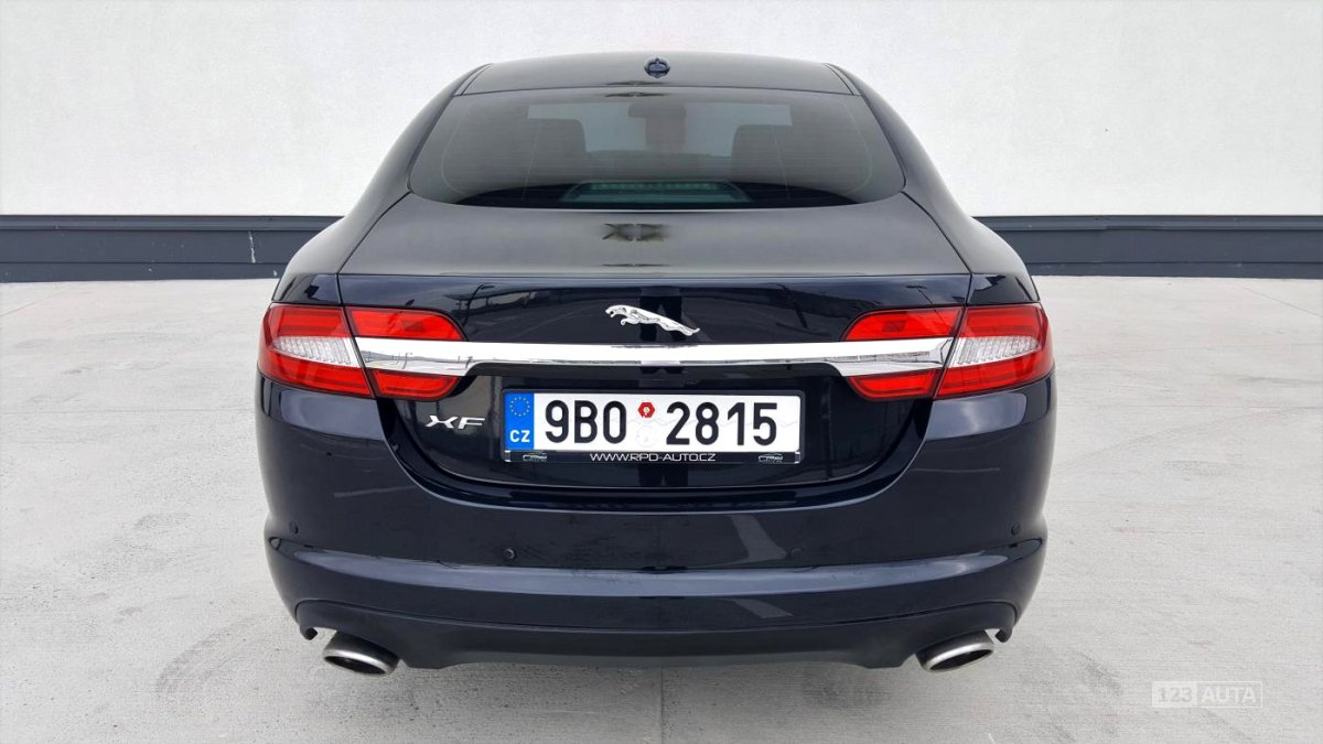 Jaguar XF, 2012 - pohled č. 6
