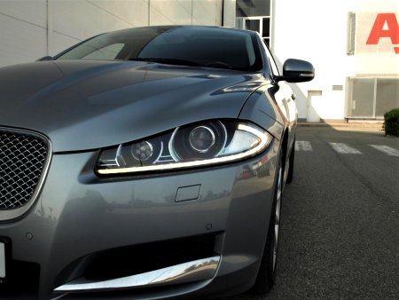 Jaguar XF, 2011 - pohled č. 3