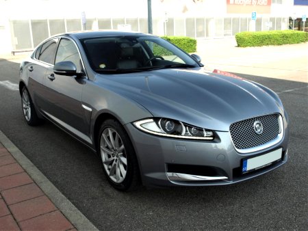 Jaguar XF, 2011 - pohled č. 4