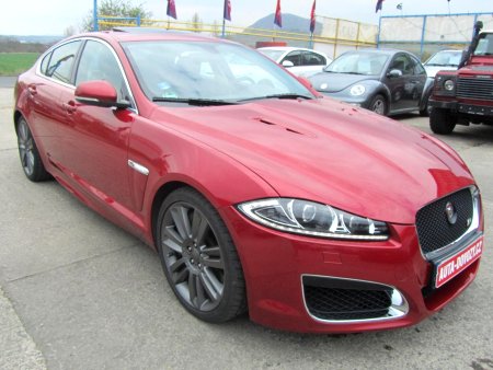 Jaguar XF, 2012 - pohled č. 3