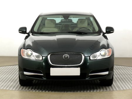 Jaguar XF, 2011 - pohled č. 2