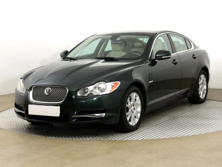 Jaguar XF, 2011 - pohled č. 3