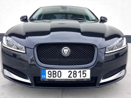 Jaguar XF, 2012 - pohled č. 3