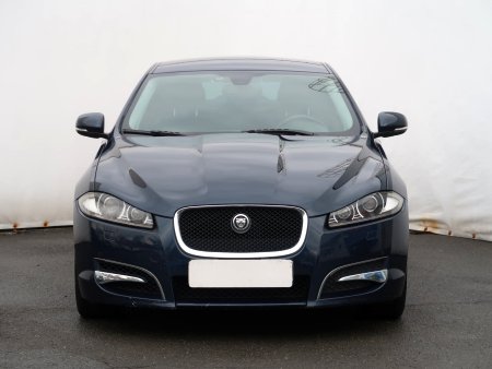 Jaguar XF, 2013 - pohled č. 2