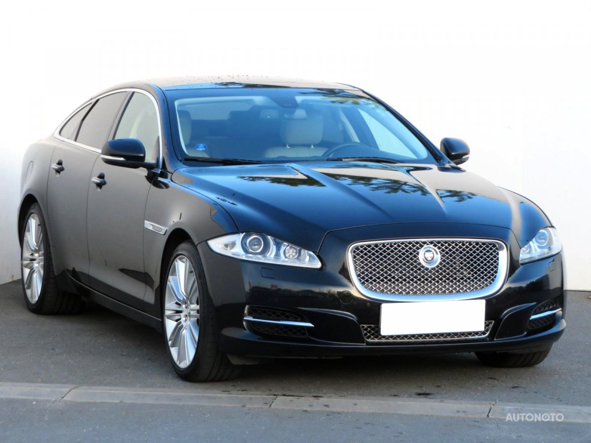 Jaguar XJ, 2012 - celkový pohled