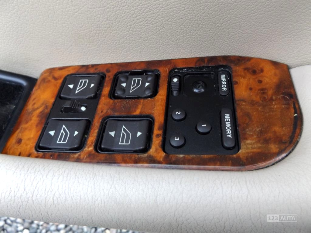 Jaguar XJ, 1995 - pohled č. 19