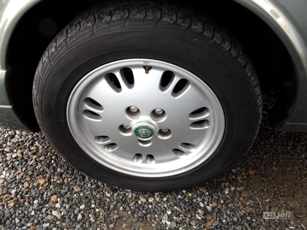 Jaguar XJ, 1995 - pohled č. 24