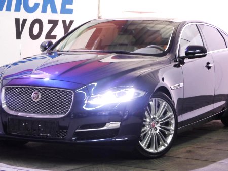 Jaguar XJ, 2017 - pohled č. 5