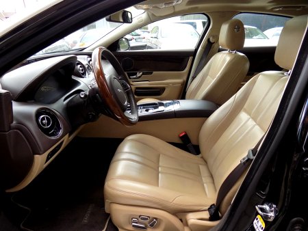 Jaguar XJ, 2011 - pohled č. 7
