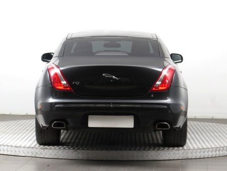 Jaguar XJ, 2012 - pohled č. 6
