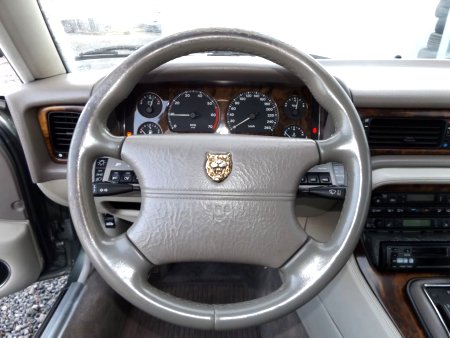 Jaguar XJ, 1995 - pohled č. 11