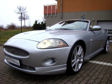Jaguar XK 4.2i V8 CABRIOLET ODPOČET DPH