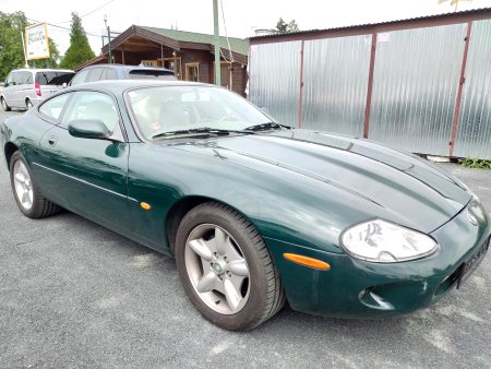 Jaguar XK8, 1997 - pohled č. 2