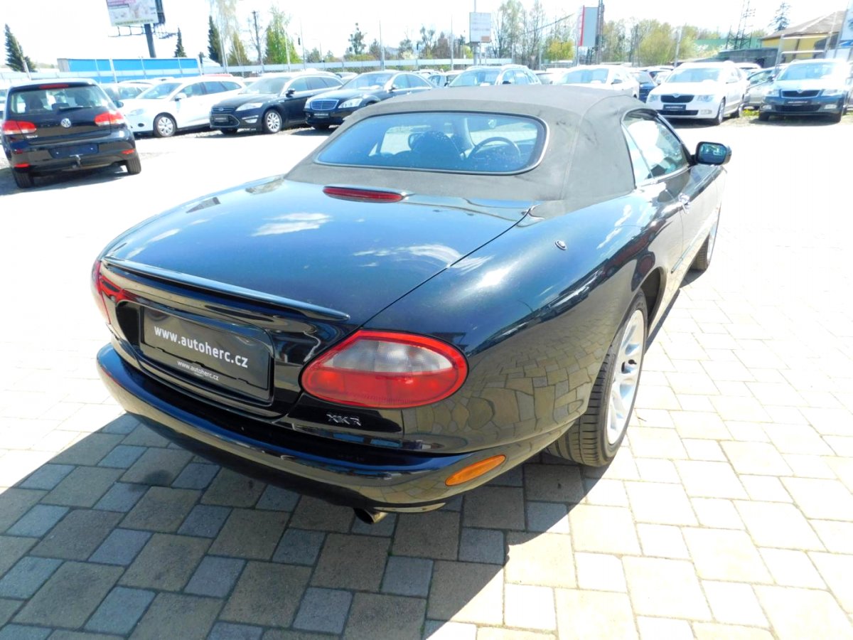 Jaguar XKR, 2000 - pohled č. 3