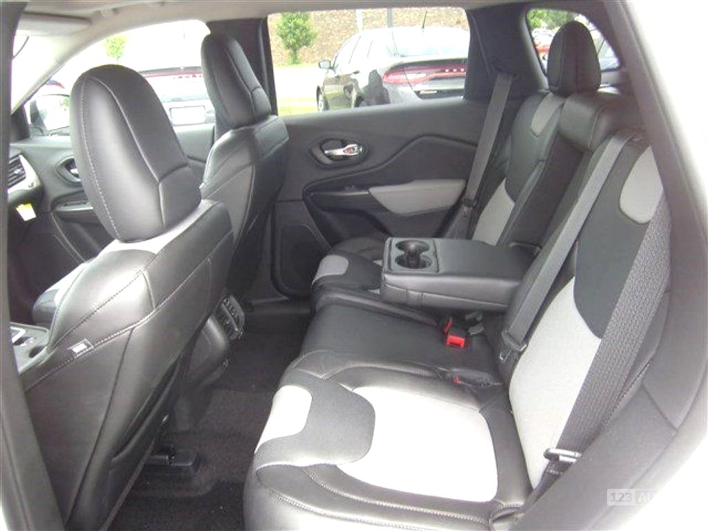 Jeep Cherokee, 2020 - pohled č. 10