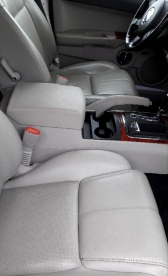 Jeep Commander, 2012 - pohled č. 3