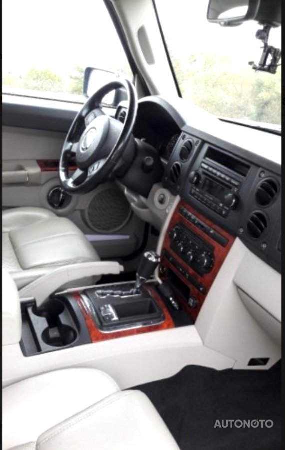 Jeep Commander, 2012 - pohled č. 4