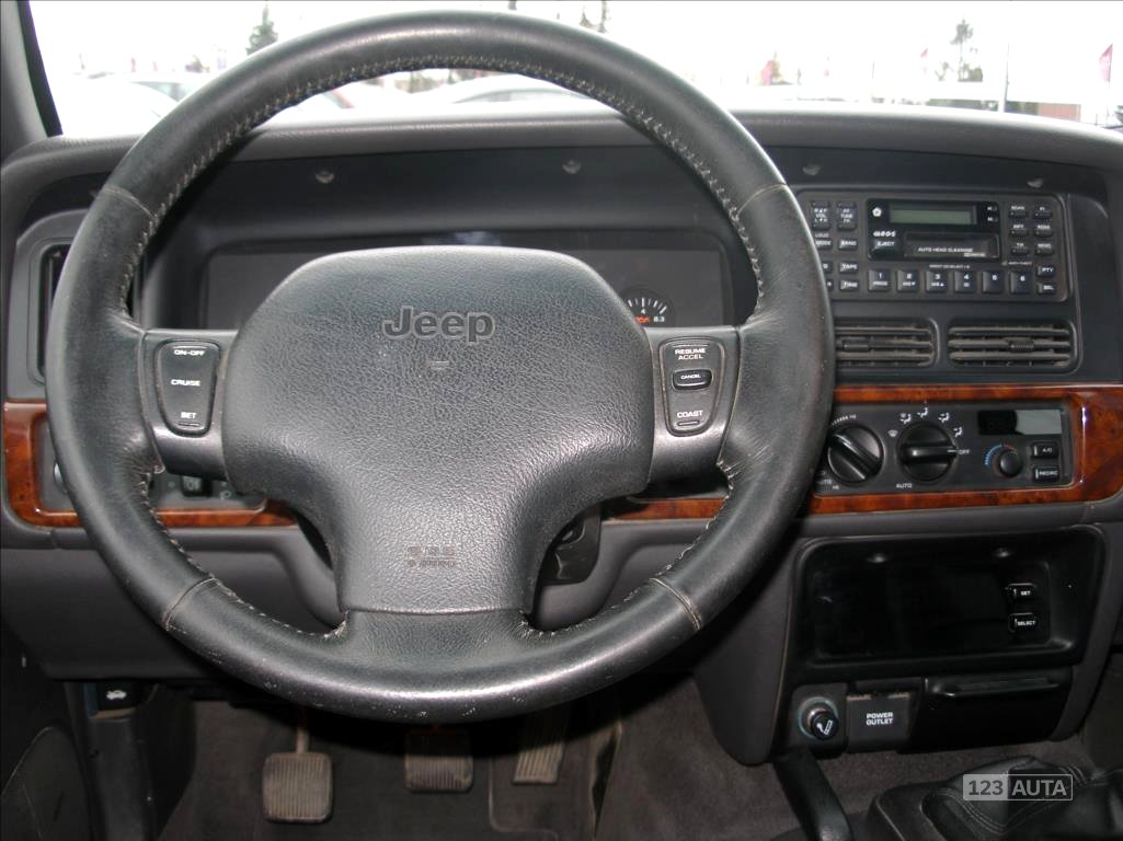 Jeep Grand Cherokee, 1996 - pohled č. 9