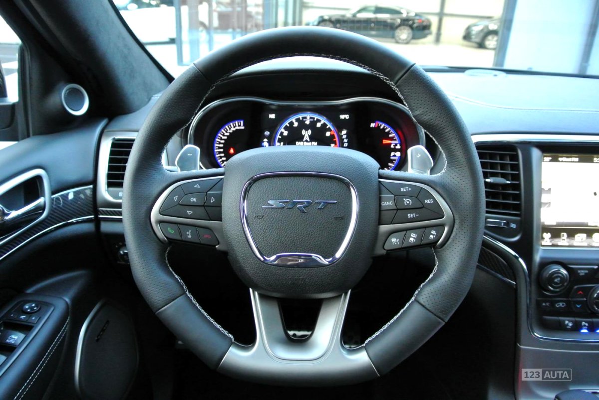 Jeep Grand Cherokee, 2017 - pohled č. 12