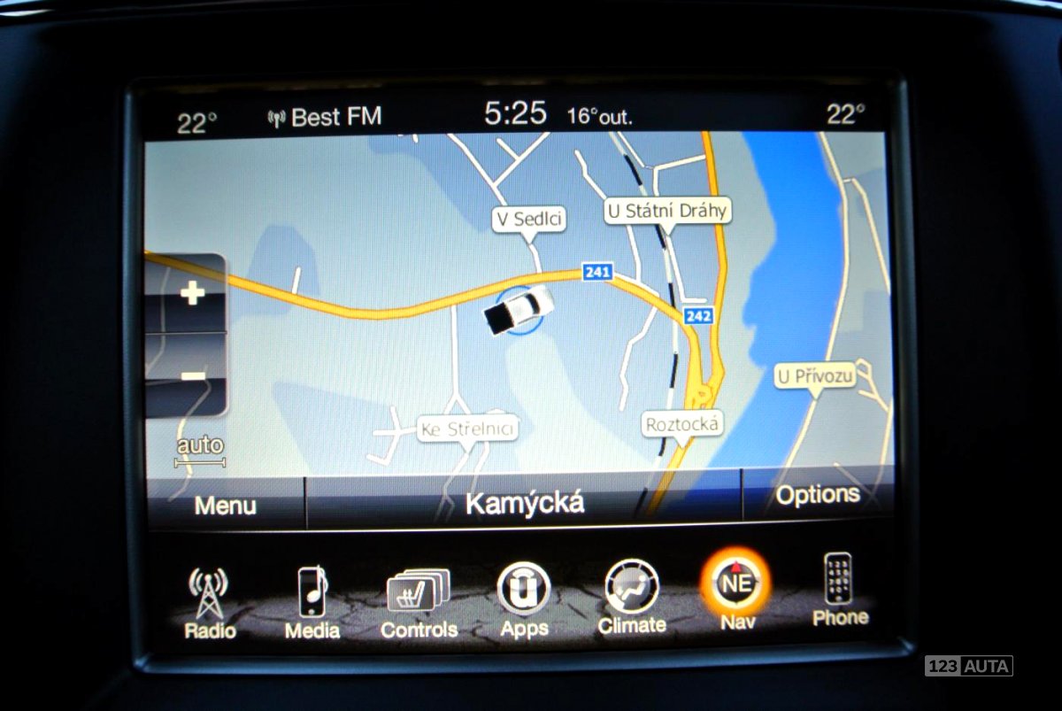 Jeep Grand Cherokee, 2017 - pohled č. 13