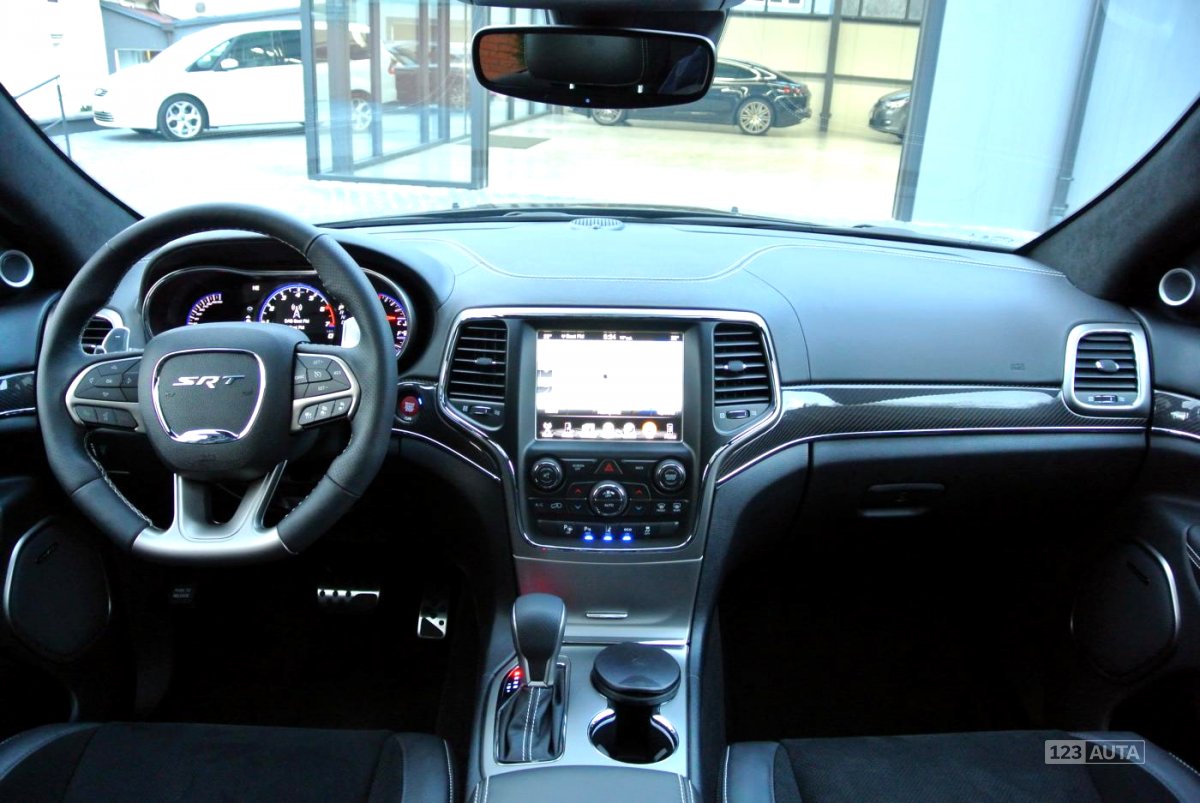 Jeep Grand Cherokee, 2017 - pohled č. 9