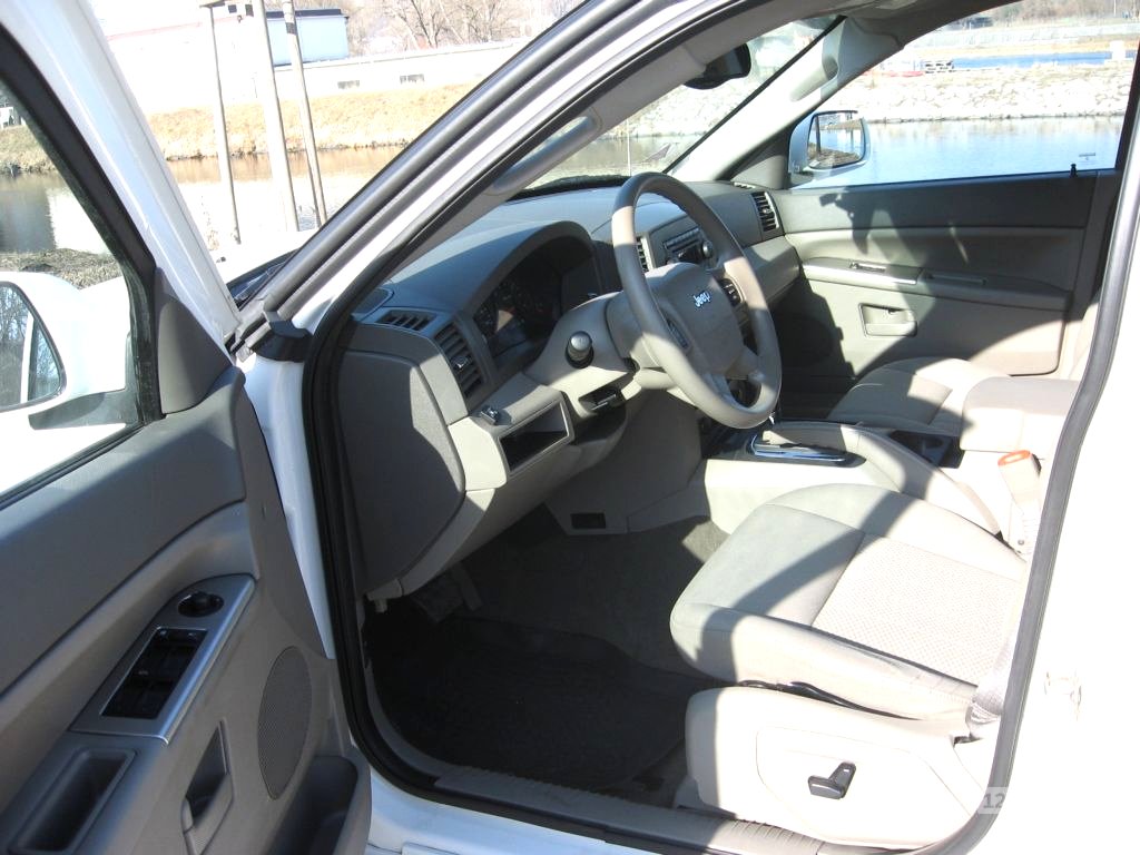 Jeep Grand Cherokee, 2005 - pohled č. 13