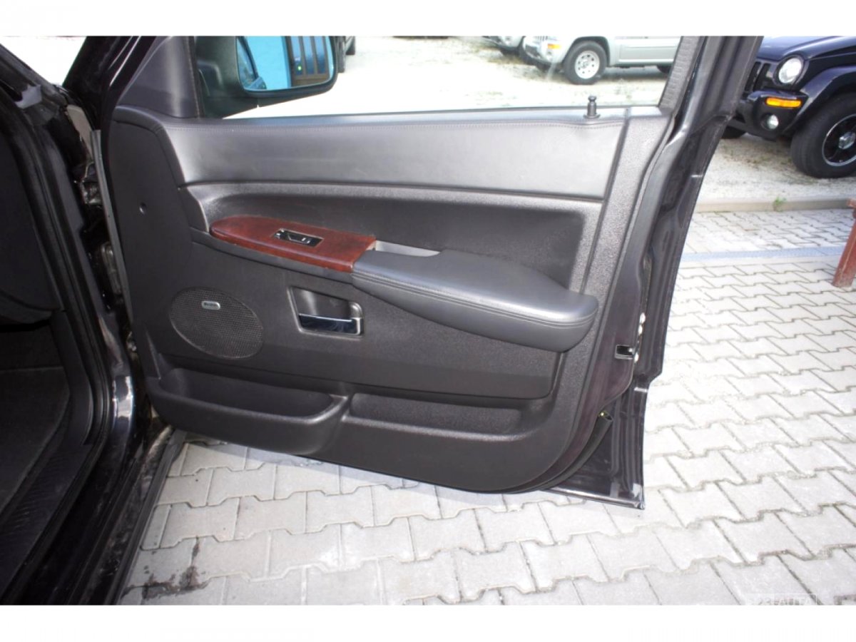 Jeep Grand Cherokee, 2009 - pohled č. 21