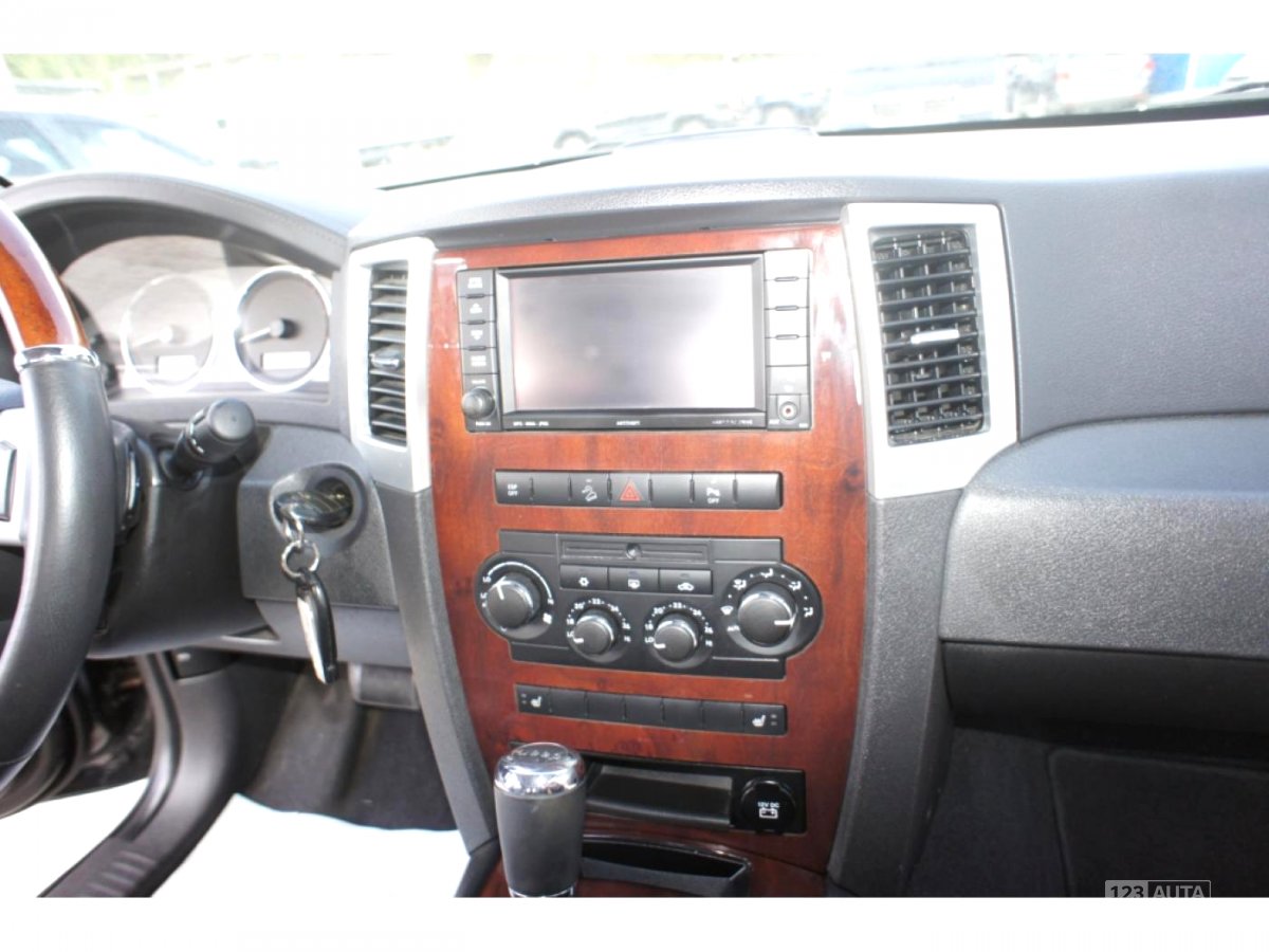 Jeep Grand Cherokee, 2009 - pohled č. 27
