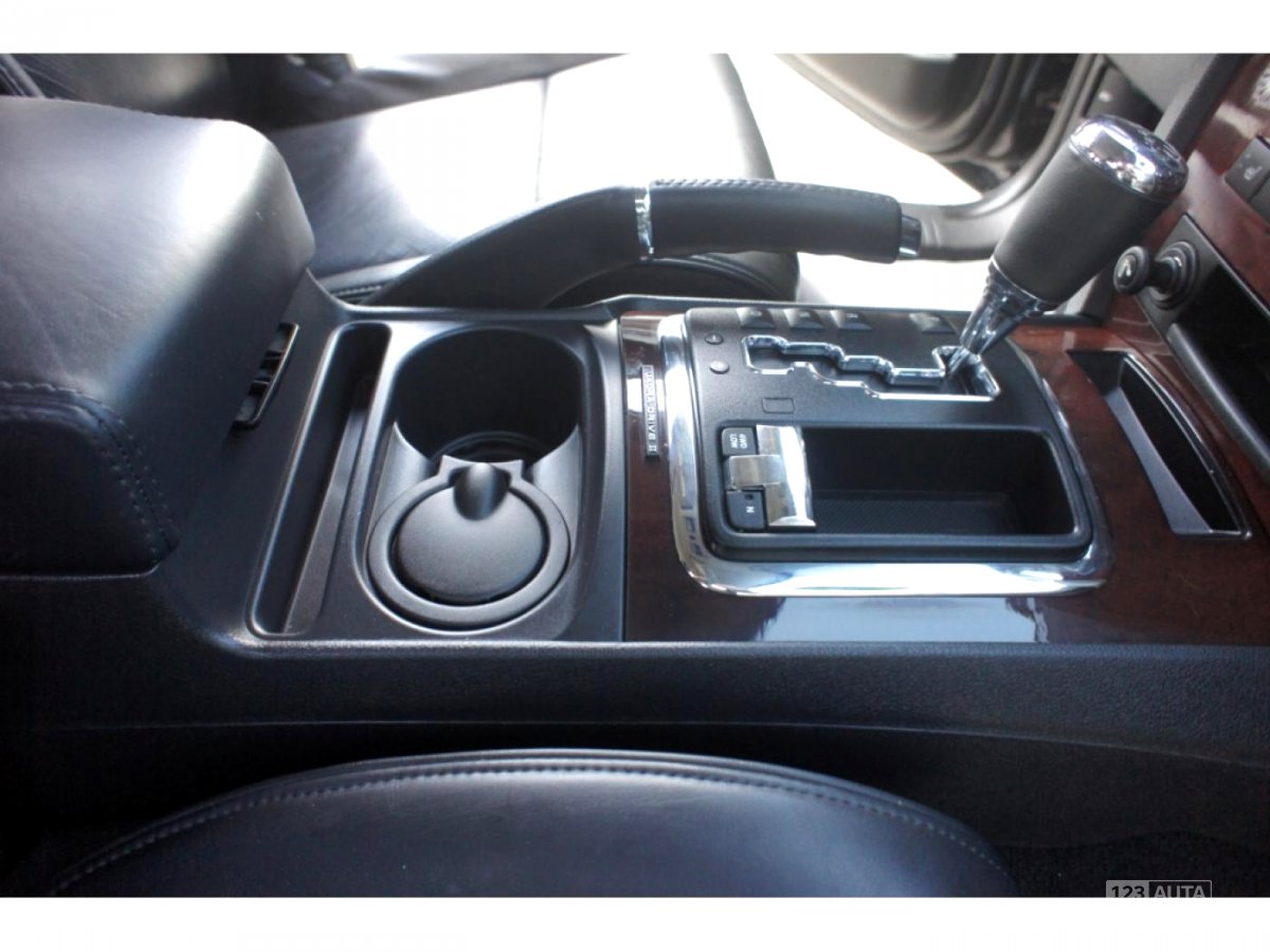 Jeep Grand Cherokee, 2009 - pohled č. 28