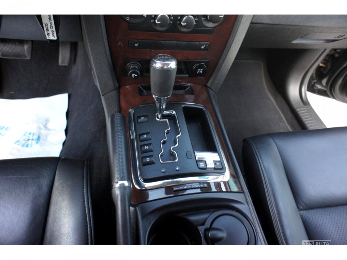 Jeep Grand Cherokee, 2009 - pohled č. 29