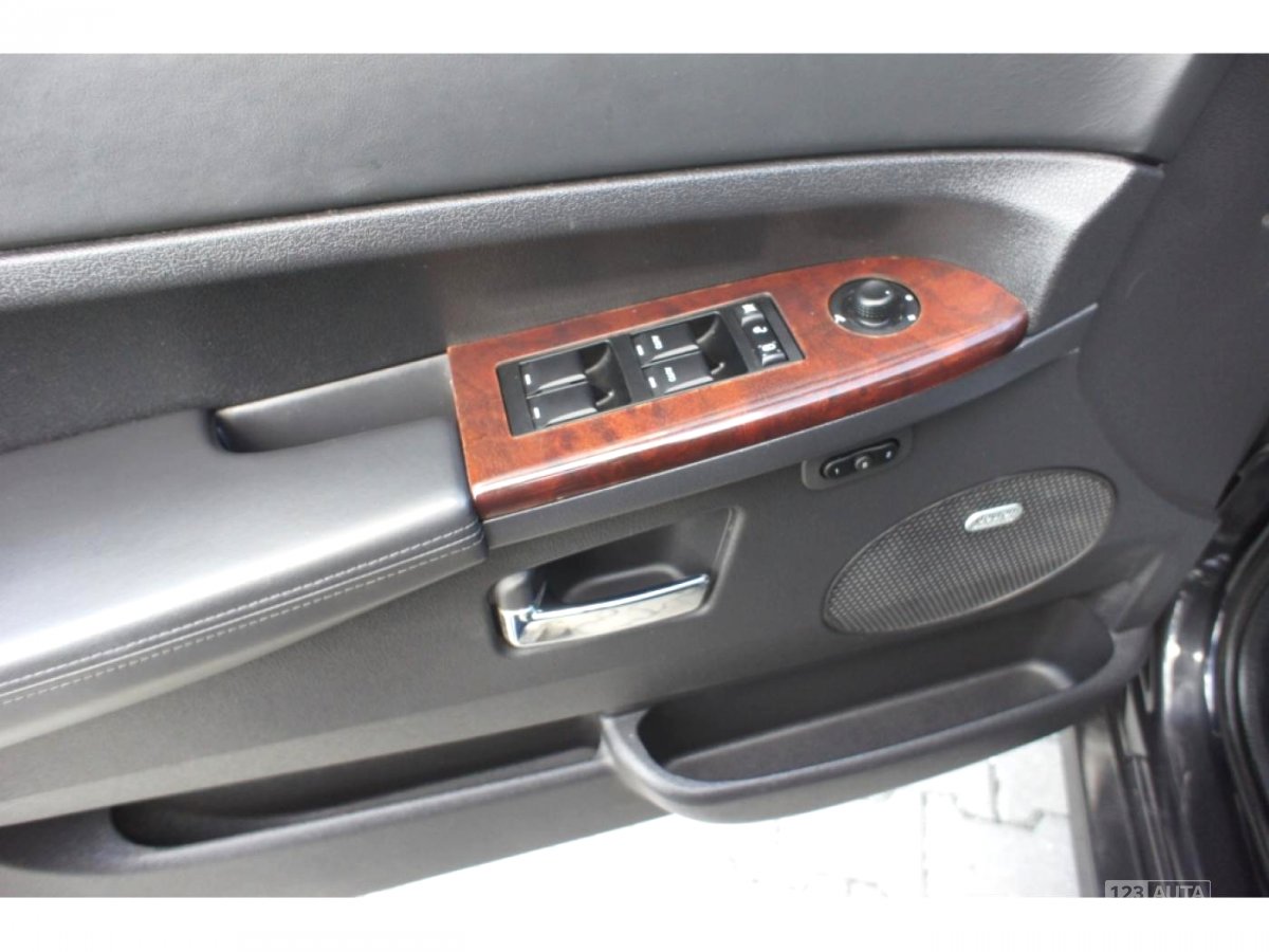 Jeep Grand Cherokee, 2009 - pohled č. 30