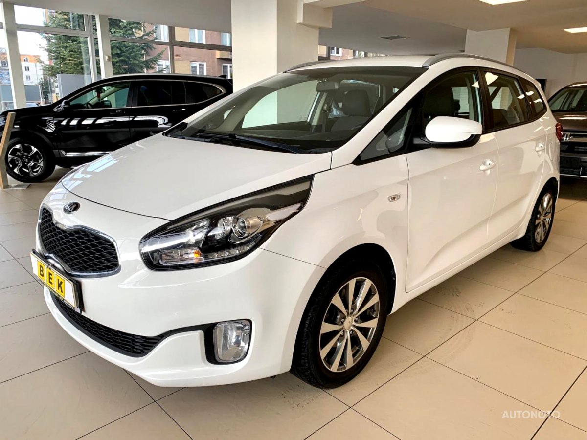 Kia Carens, 2015 - celkový pohled