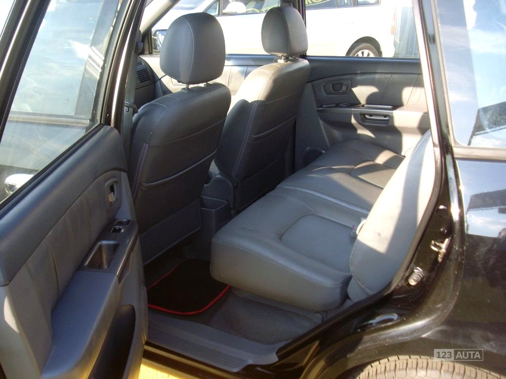 Kia Carens, 2006 - pohled č. 15