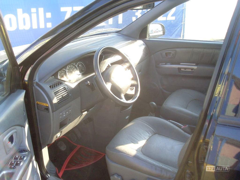 Kia Carens, 2006 - pohled č. 9