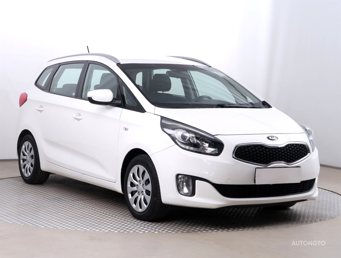 Kia Carens, 2015 - celkový pohled