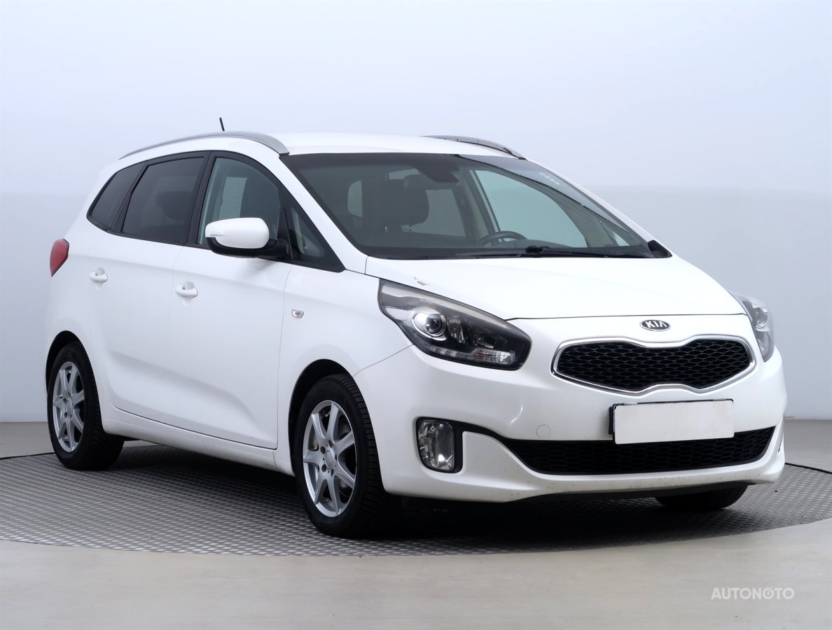 Kia Carens, 2013 - celkový pohled