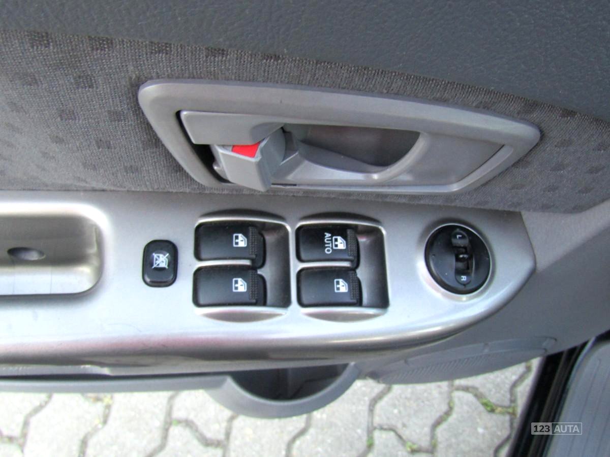 Kia Carens, 2005 - pohled č. 18