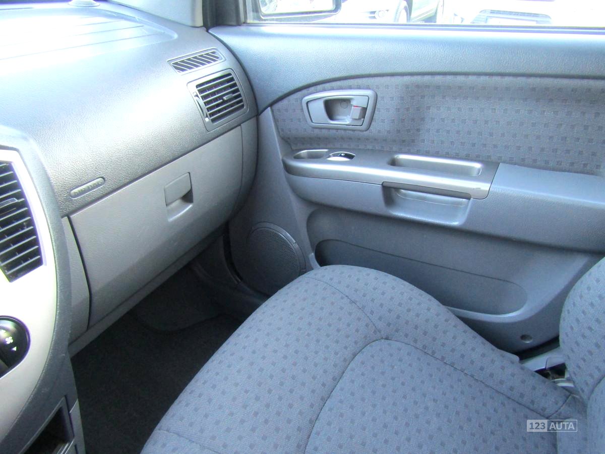 Kia Carens, 2005 - pohled č. 23