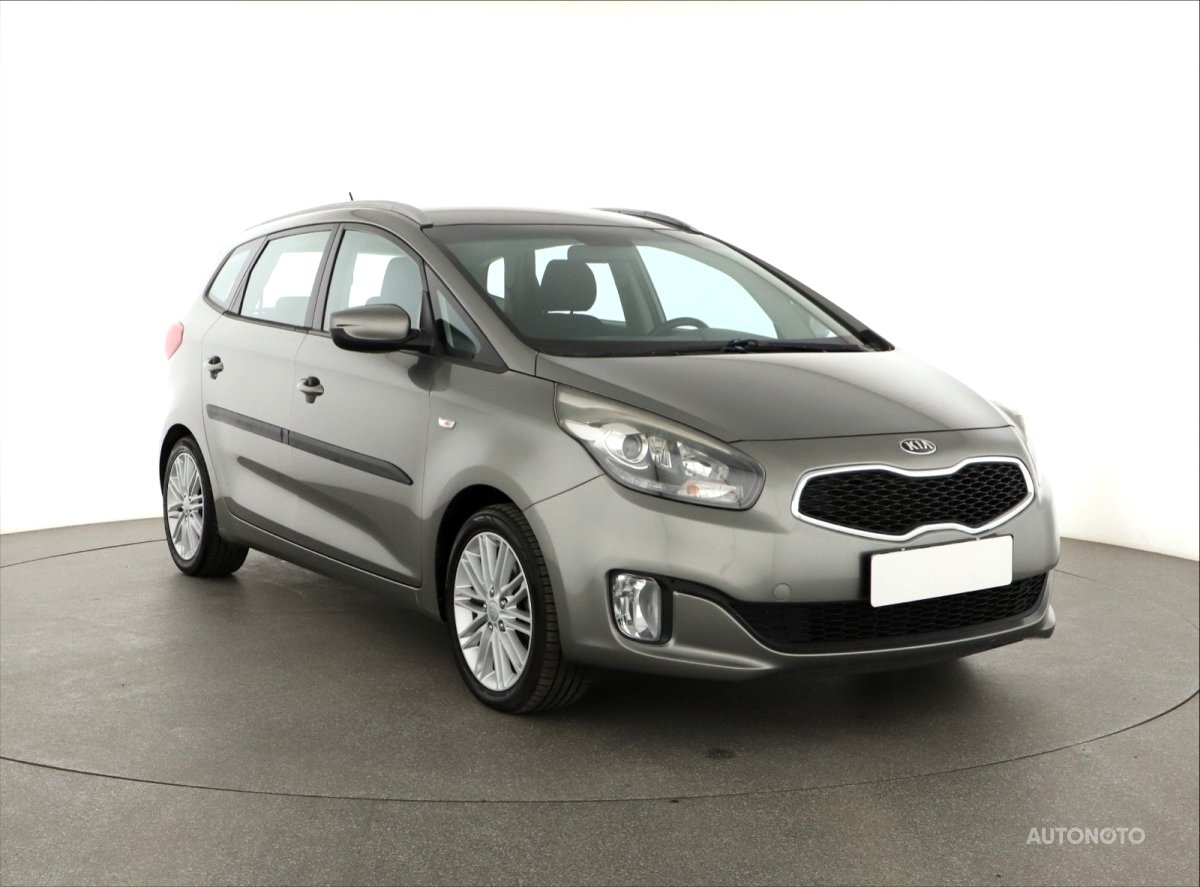Kia Carens, 2015 - celkový pohled