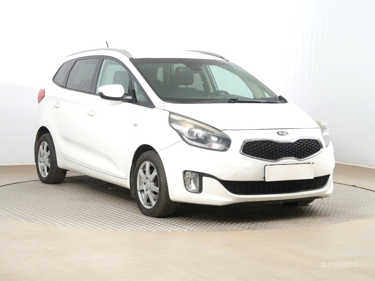 Kia Carens, 2013 - pohled č. 1