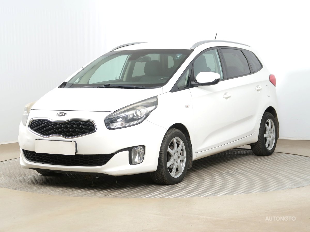 Kia Carens, 2013 - pohled č. 3