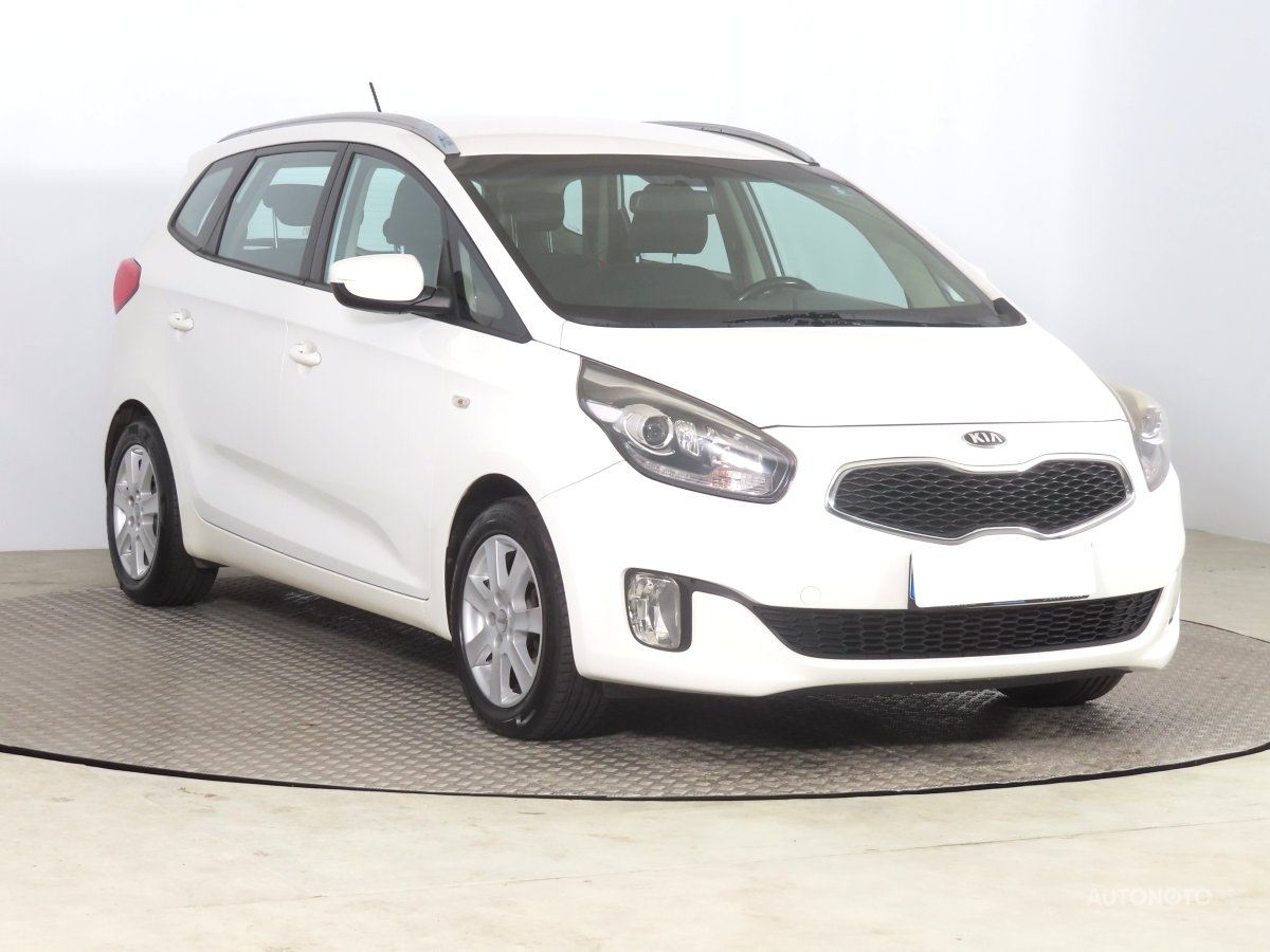 Kia Carens, 2013 - celkový pohled