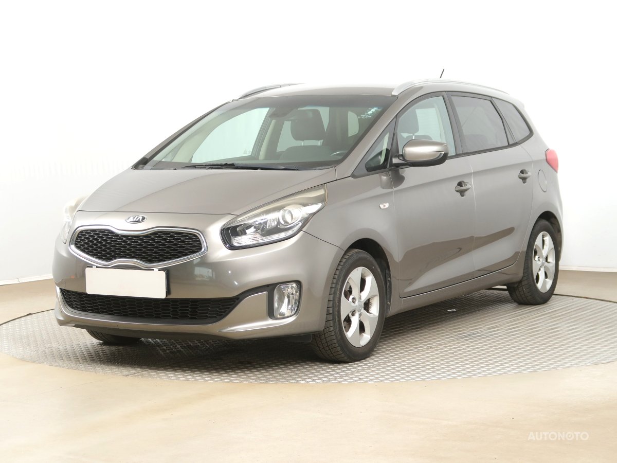 Kia Carens, 2016 - pohled č. 3
